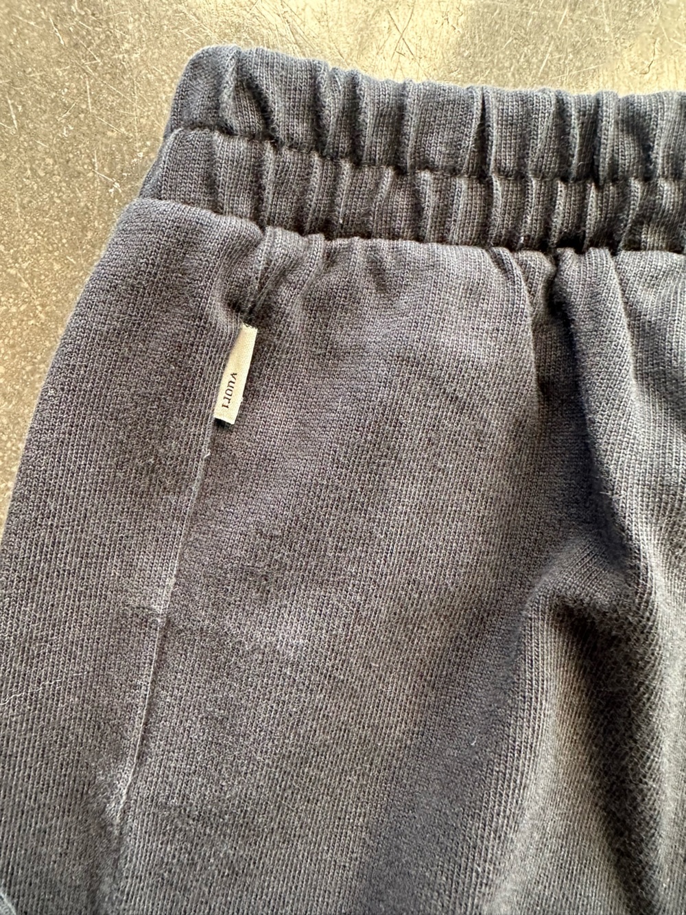 Vuori Women’s Mackenzie Pants - Large - Vintage Black - Picture 10 of 11